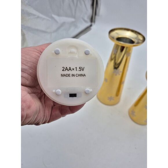 Lightscapes Gold Snowflake Pillar Candle Holders Set of 2 Holiday Decor NIB - Picture 6 of 8